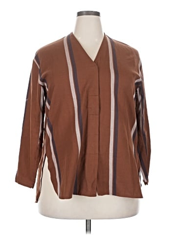 Roucha 3/4 Sleeve Blouse (view 1)