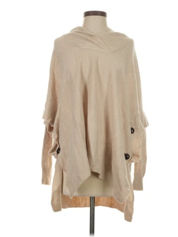 La Classe Couture Poncho (view 1)