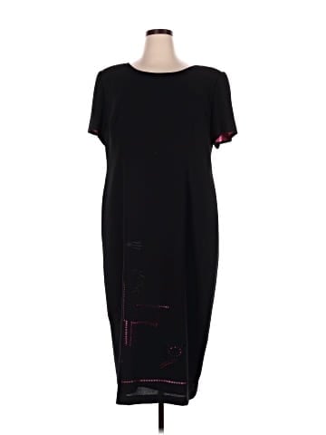 Donna Morgan Casual Dress (view 1)
