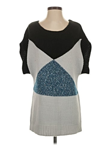 Romeo & Juliet Couture Pullover Sweater (view 1)