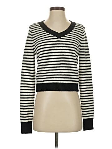 American Eagle Outfitters Pullover Sweater (view 1)