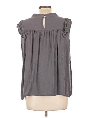 GiGio Sleeveless Blouse (view 2)