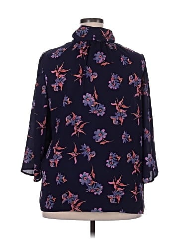 19 Cooper 3/4 Sleeve Blouse (view 2)