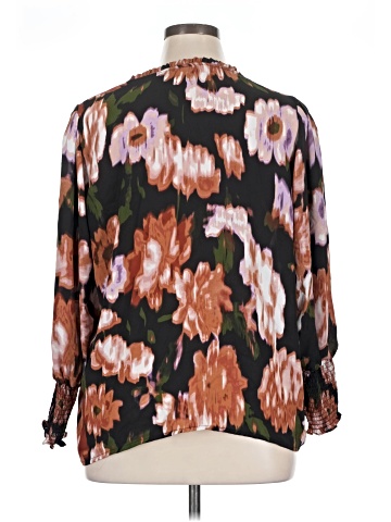 Hope & Harlow 3/4 Sleeve Blouse (view 2)