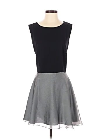 Tempo Paris Casual Dress (view 1)