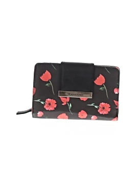 Tahari Wallets On Sale Up To 90% Off Retail | ThredUp display picture 1