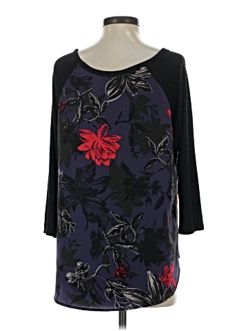 Le Lis 3/4 Sleeve Blouse (view 2)