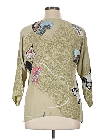 Citron 3/4 Sleeve Silk Top (view 2)