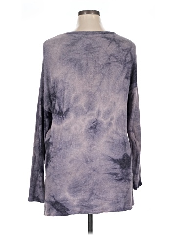 American Eagle Outfitters Long Sleeve T-Shirt (view 2)