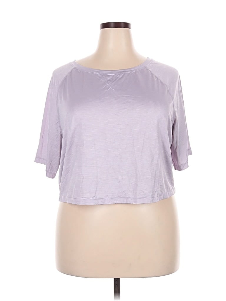 Pre-owned Fabletics Short Sleeve T-shirt In Purple