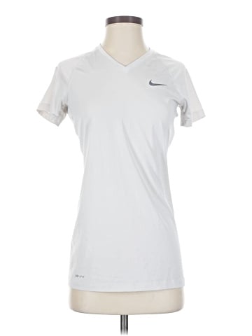 Nike Active T-Shirt (view 1)