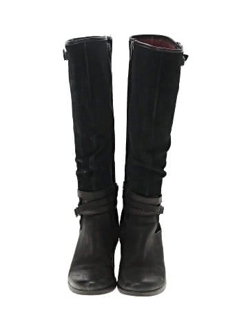 Ugg Boots (view 2)