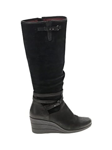 Ugg Boots (view 1)