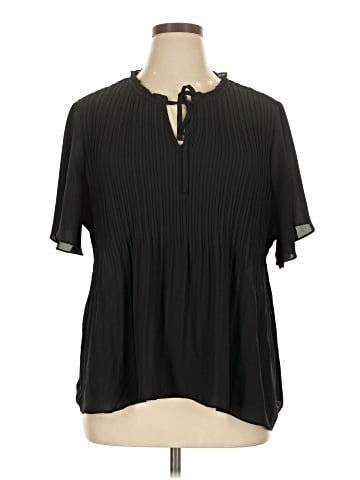Sunny Leigh Short Sleeve Blouse (view 1)