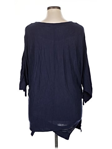 One A Poncho (view 2)