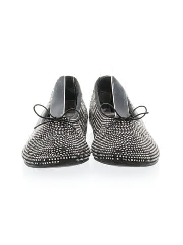 Zara Flats (view 2)