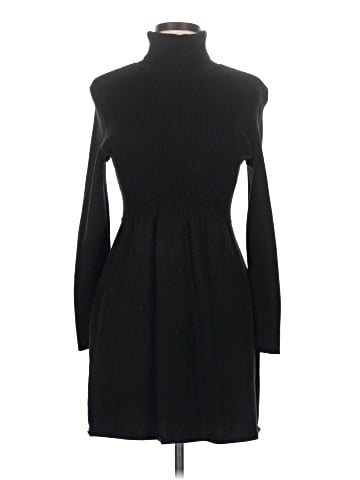Daisy Fuentes Casual Dress (view 1)