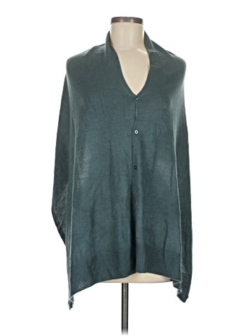 Simply Noelle Poncho (view 1)
