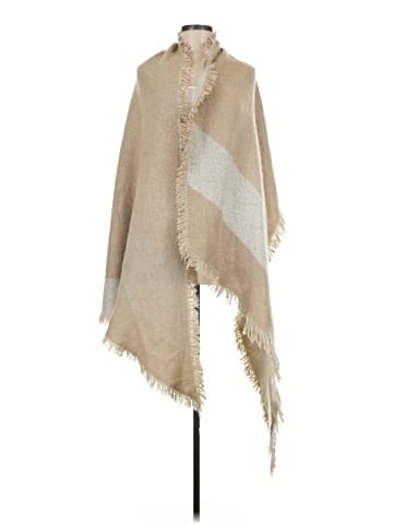 Ecote Poncho (view 1)