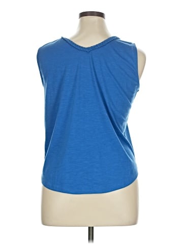 Onque Casuals Tank Top (view 2)