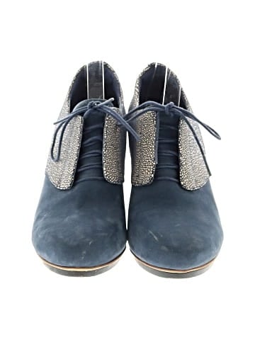 Camper Heels (view 2)