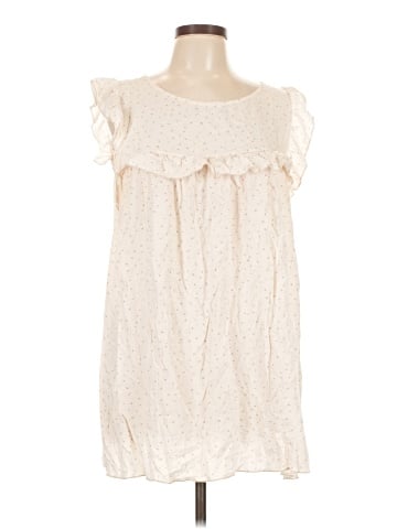 Lovely Melody Sleeveless Top (view 1)