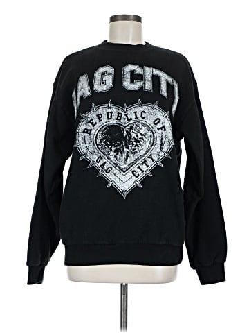 Nicki Minaj Sweatshirt (view 1)