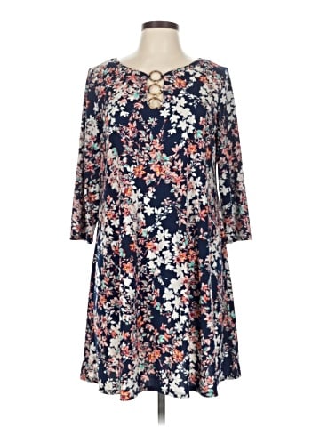 Roz & Ali Casual Dress (view 1)