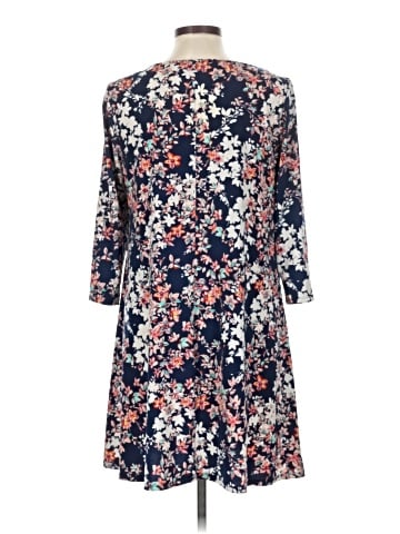 Roz & Ali Casual Dress (view 2)