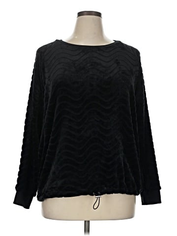 Harlow & Rose Pullover Sweater (view 1)