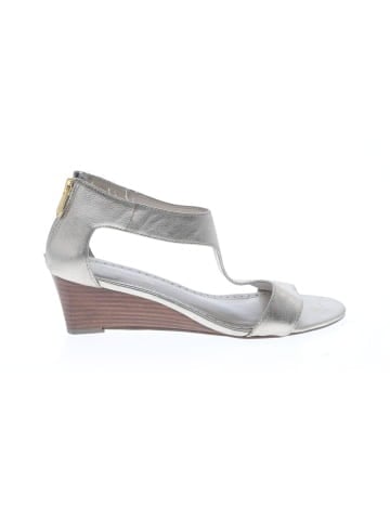 Adrienne Vittadini Wedges (view 1)