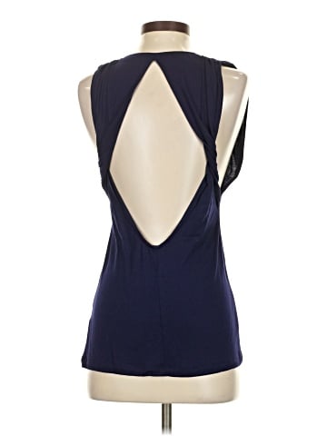 StyleStalker Sleeveless T-Shirt (view 2)