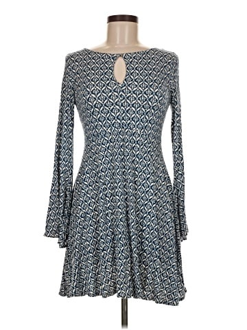 Xhilaration Casual Dress (view 1)