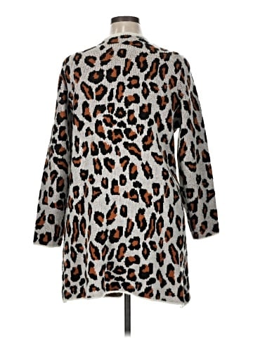 Signature Studio Cardigan (view 2)