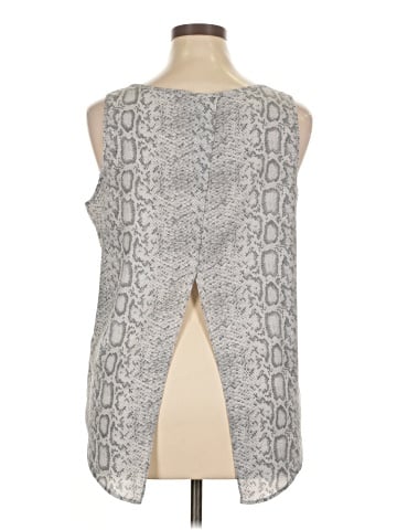 Attention Sleeveless Top (view 2)