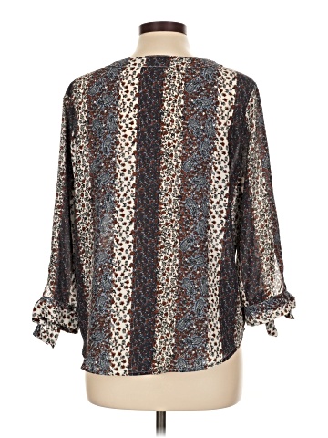 Wishful Park 3/4 Sleeve Blouse (view 2)
