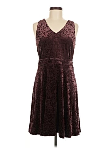 Ann Taylor LOFT Outlet Cocktail Dress (view 1)