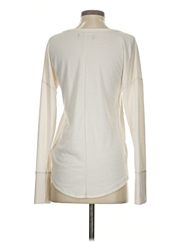 Abercrombie & Fitch Pullover Sweater (view 2)