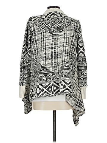 Tiny Cardigan (view 2)