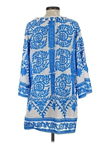 Beulah Style 3/4 Sleeve Blouse (view 2)