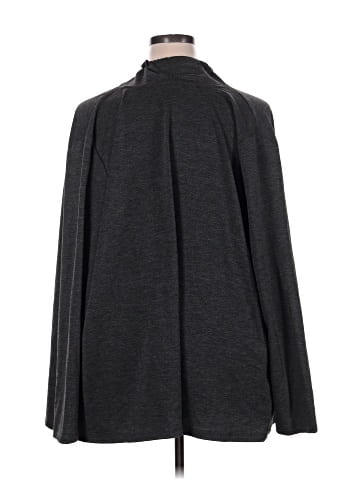 Ave Leisure Poncho (view 2)