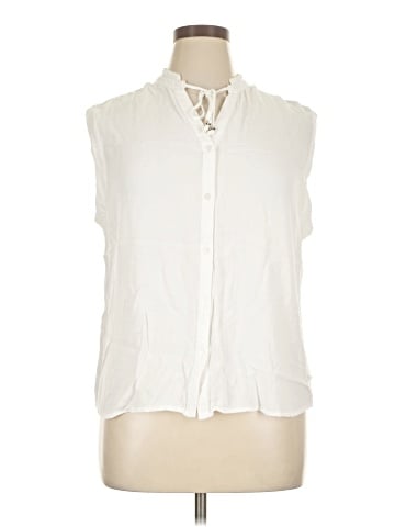 Apt. 9 Sleeveless Button-Down Shirt (view 1)