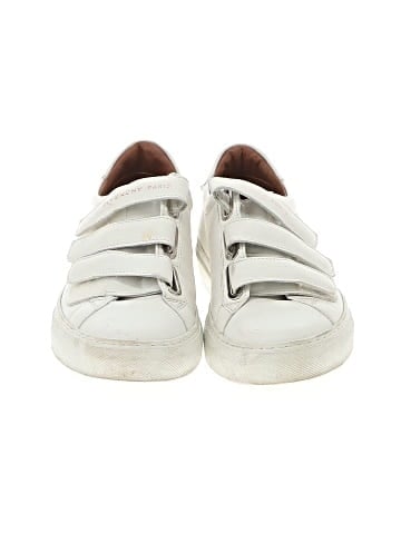 Givenchy Leather Urban Street Low-Top Sneakers (view 2)