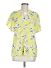 CAbi 100% Polyester Tropical Yellow Short Sleeve Blouse Size M - photo 1