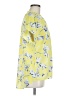 CAbi 100% Polyester Tropical Yellow Short Sleeve Blouse Size M - photo 4