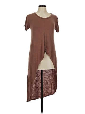 Discovery Clothing Short Sleeve Top (view 1)