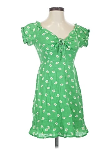 Urban Outfitters Casual Dress (view 1)