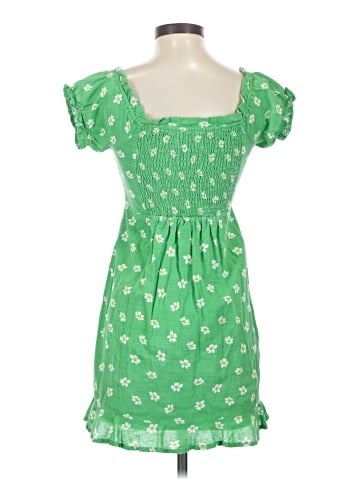 Urban Outfitters Casual Dress (view 2)