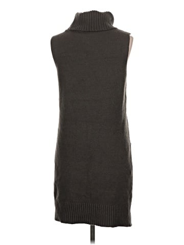 Romeo & Juliet Couture Sweater Vest (view 2)