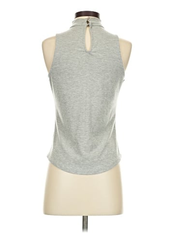Harlowe & Graham Sleeveless T-Shirt (view 2)